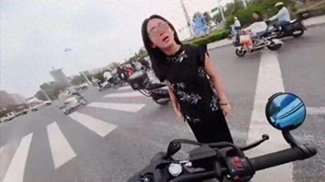 后续：女司机气到流产公布完整行车记录仪爱游戏app登录河北女司机与骑手冲突(图13)